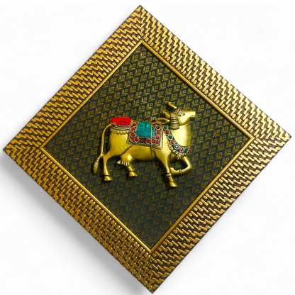 Brass Nandi Diamond Wall Frame