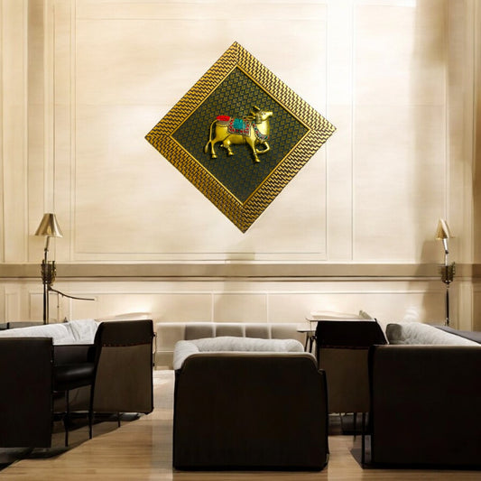 Brass Nandi Diamond Wall Frame